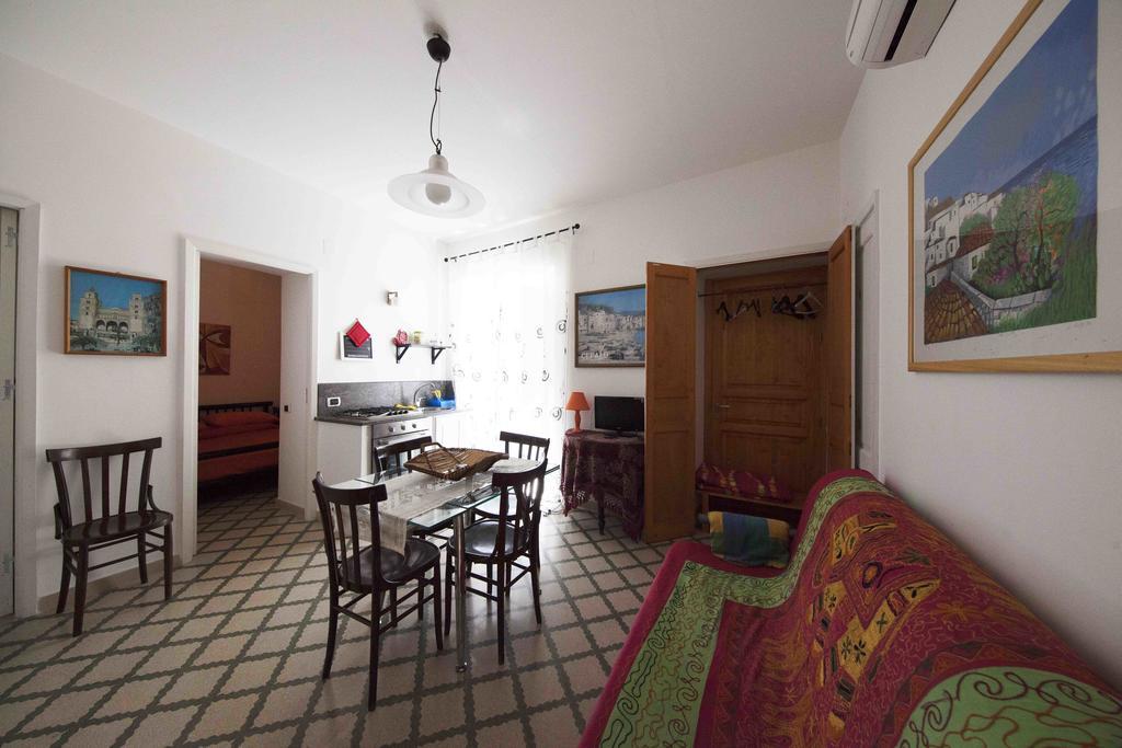 Apartmán Gioeni 23 Cefalù Pokoj fotografie